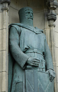 Wallace at the gates of Edinburgh Castle